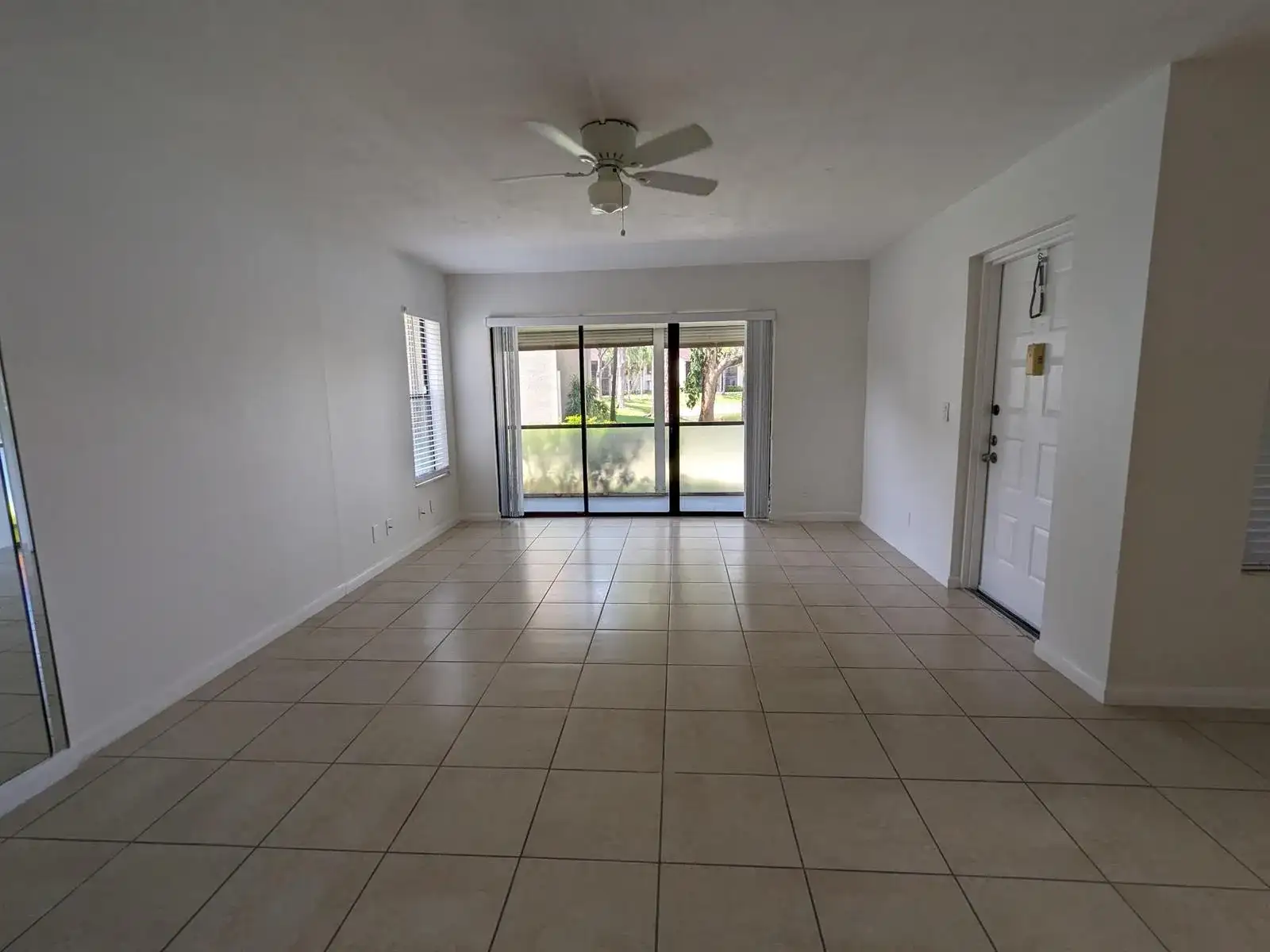 711 Sunny Pine Way # B1, FL 33415 photo 4