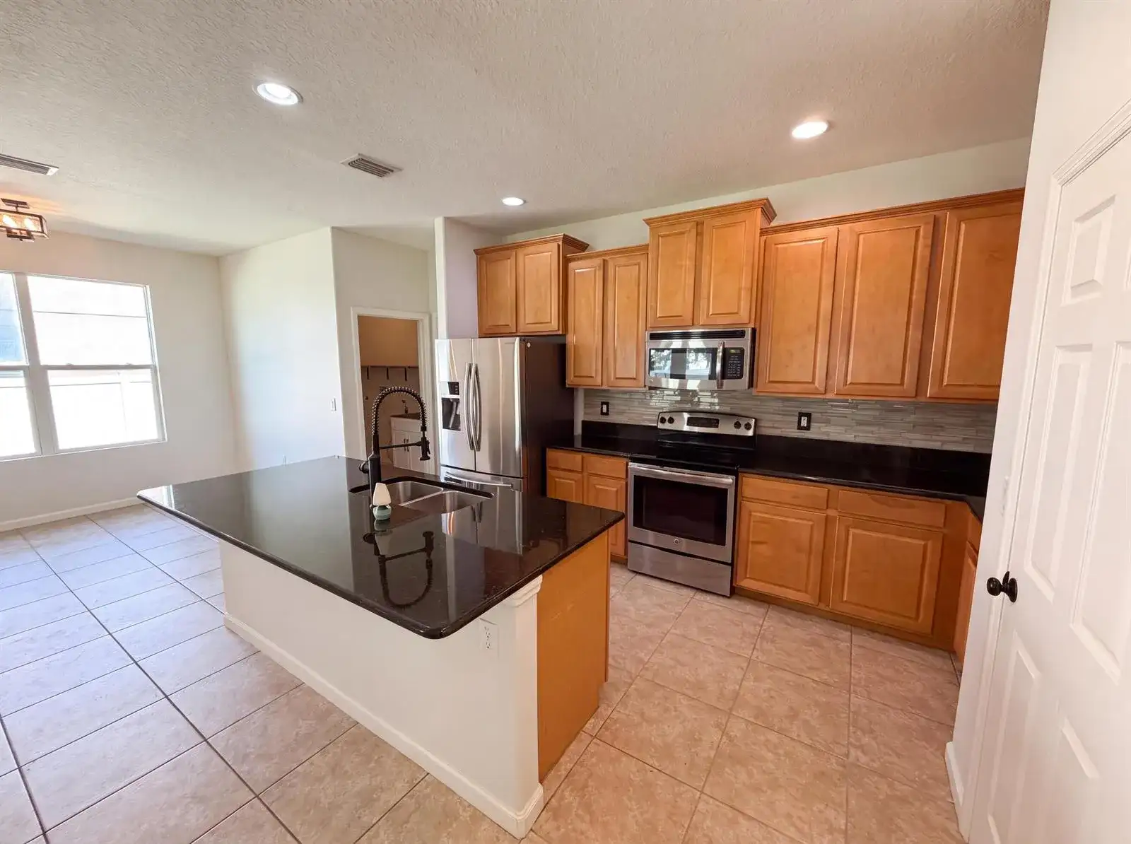 5845 Wyndham Manor, Vero Beach FL 32967 photo 2