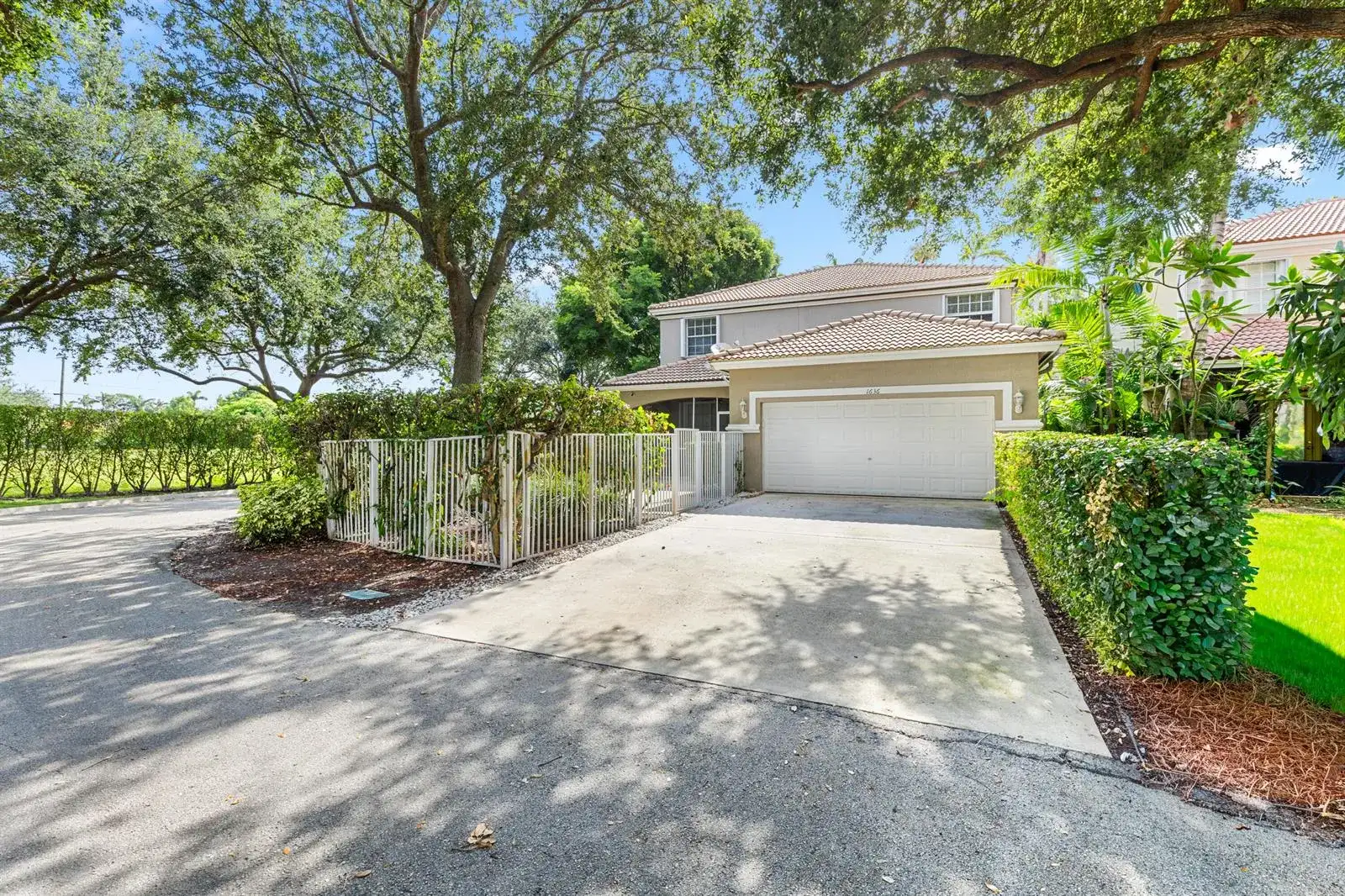 1636 FENTON Drive, Delray Beach FL 33445 photo 4