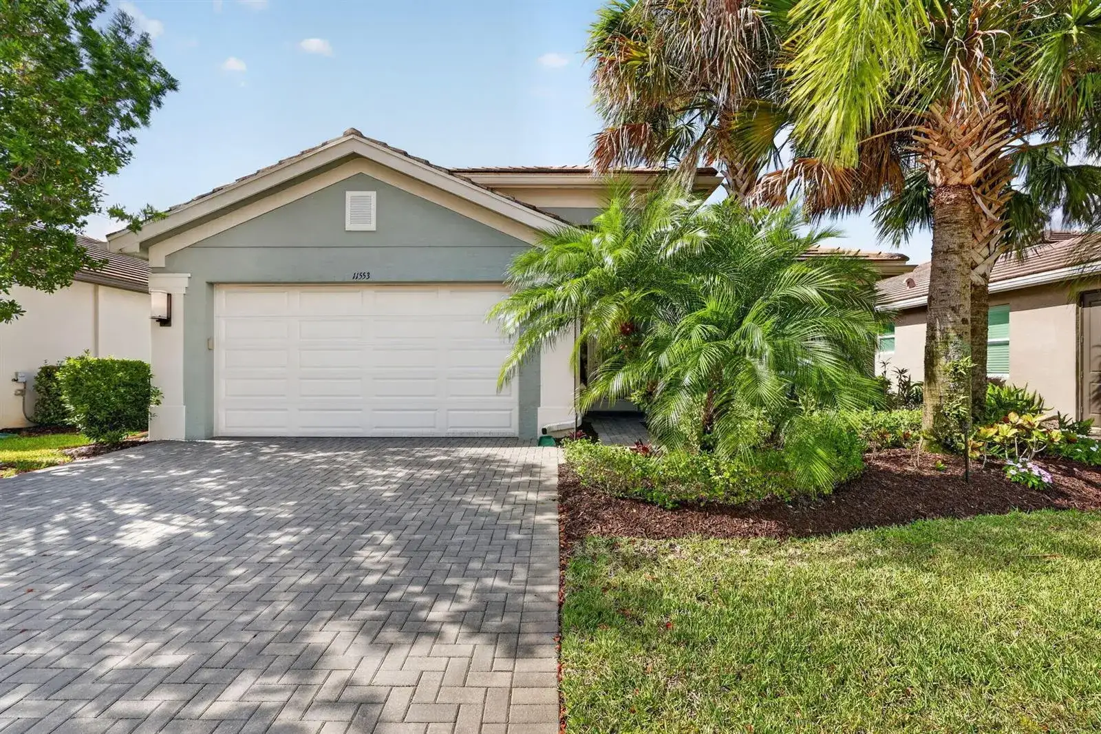 11553 SW Half Moon Lake Lane, FL 34987 photo 2