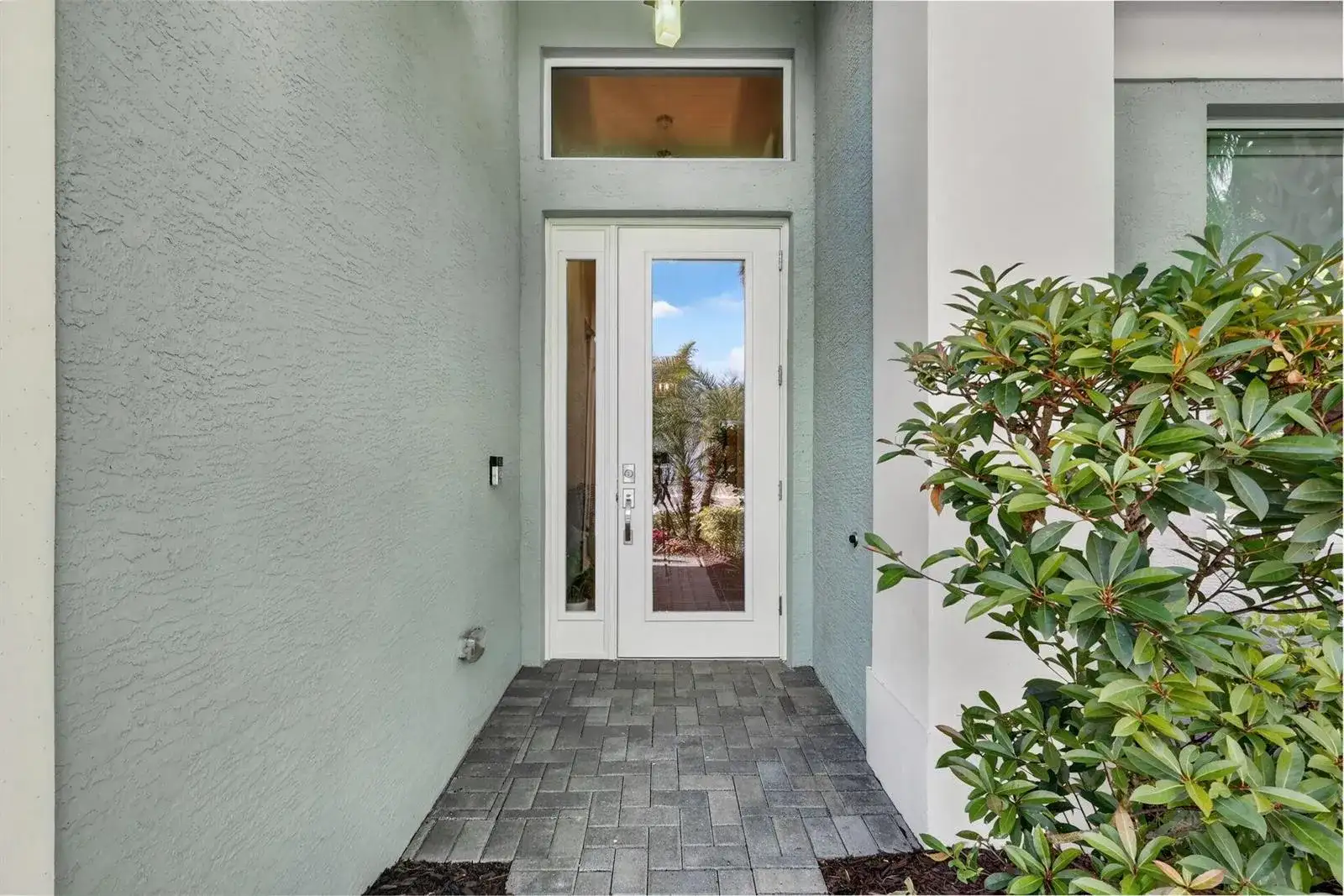 11553 SW Half Moon Lake Lane, FL 34987 photo 4