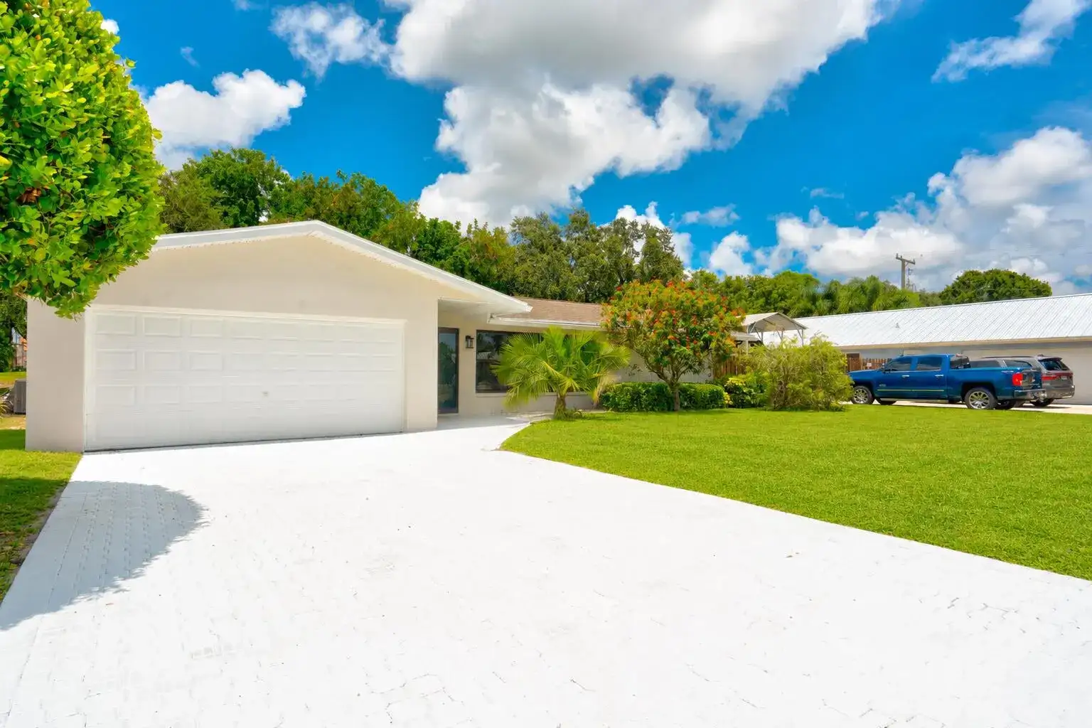 7715 SAINT ANDREWS Road, Lake Worth FL 33467 photo 2
