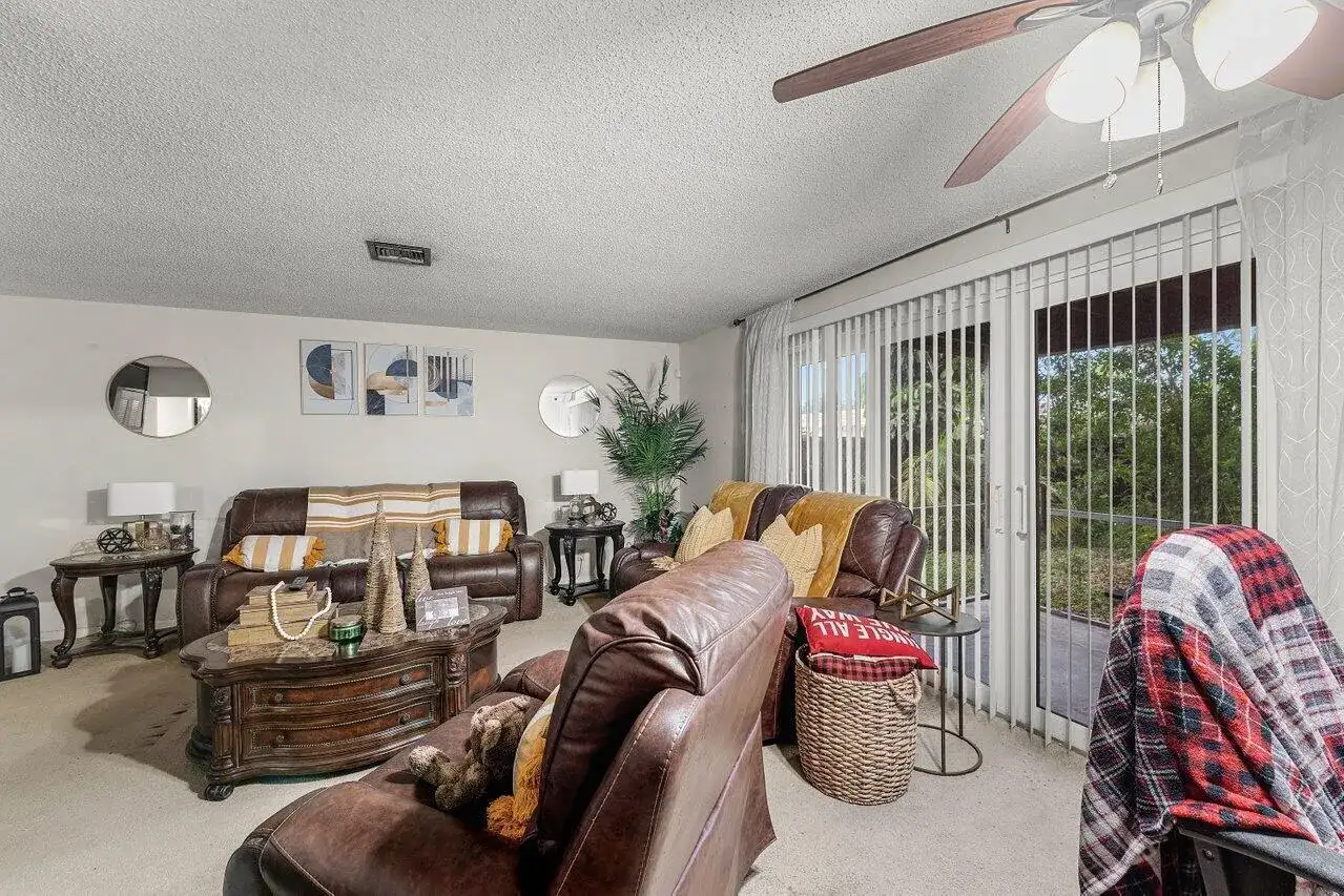 11260 NW 41st Street, Coral Springs FL 33065 photo 4