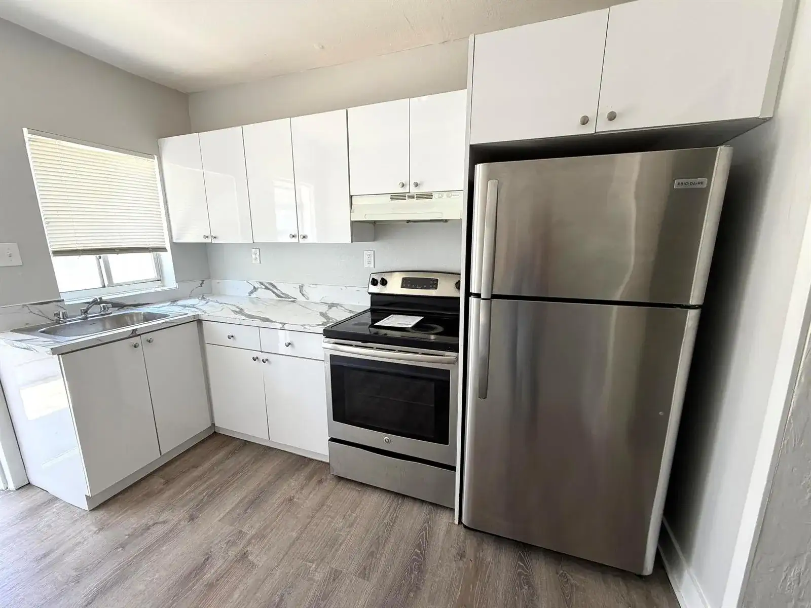 614 NE 3rd Street # 8, Hallandale Beach FL 33009 photo 3