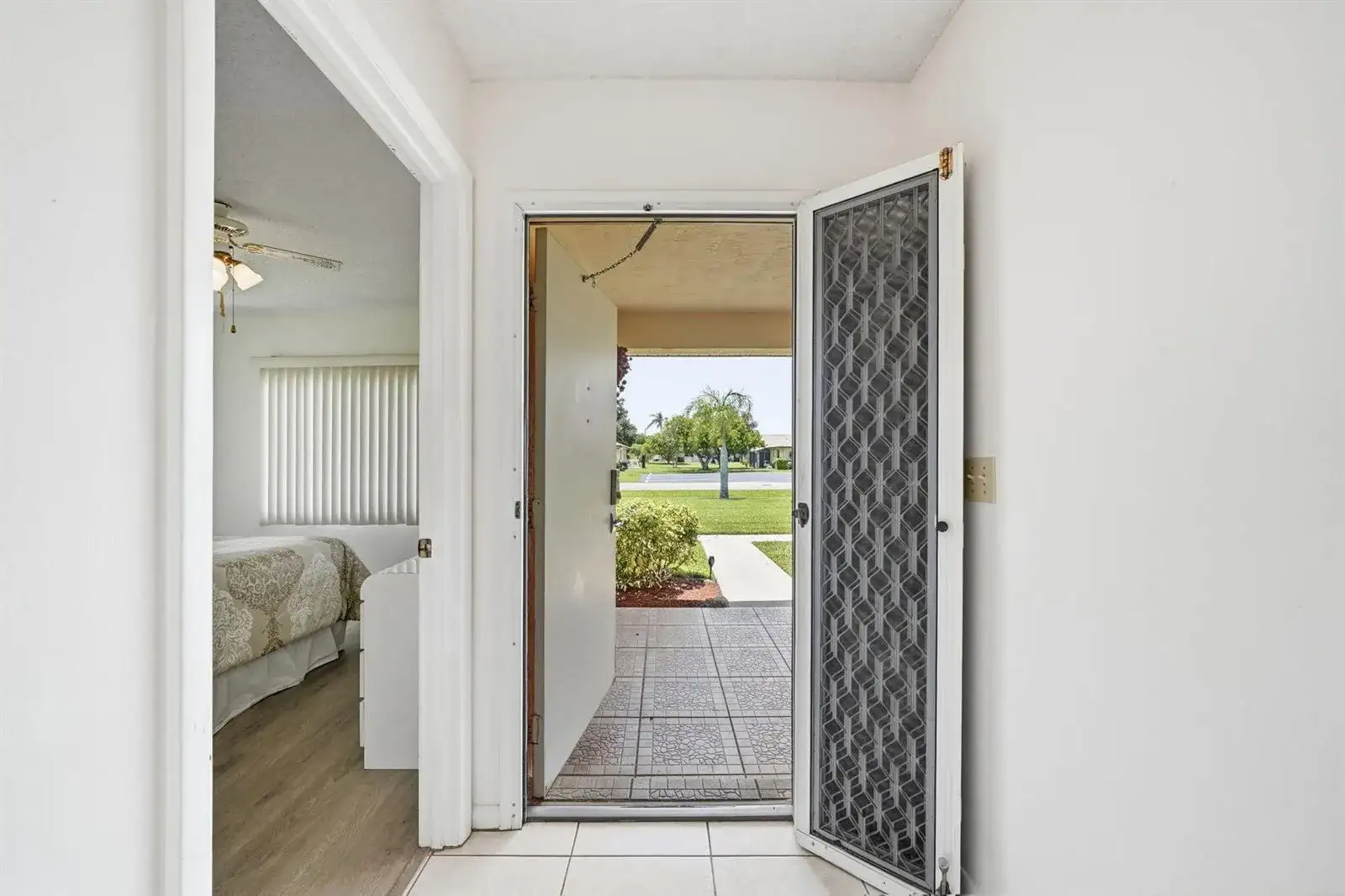 5852 Dream Court # 35D, Fort Pierce FL 34982 photo 4