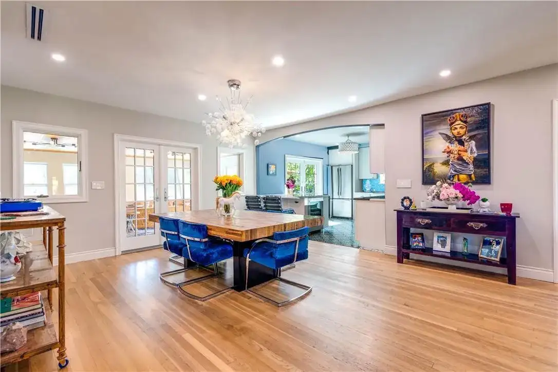 1132 NE 105TH Street, Miami Shores FL 33138 photo 3