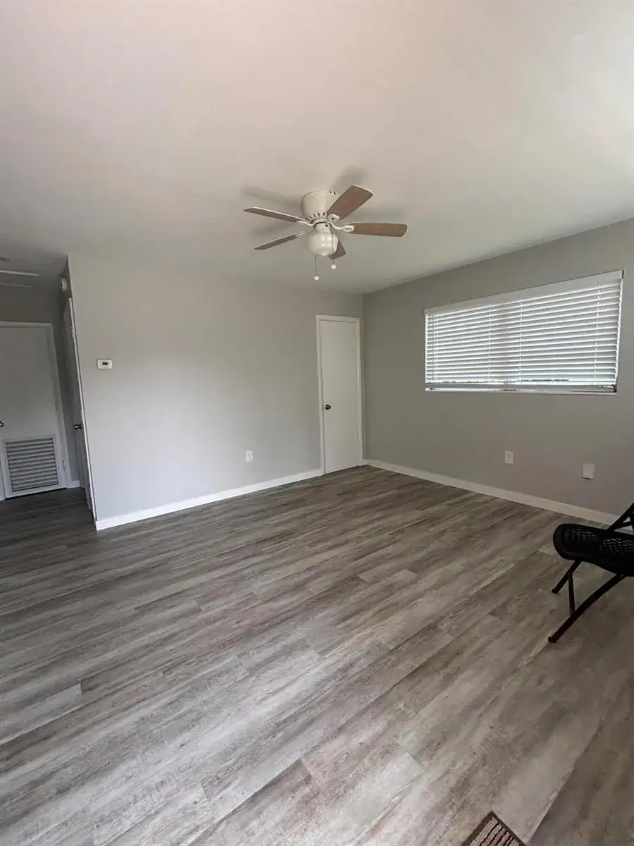 9109 BAMBOO Drive, Palm Beach Gardens FL 33410 photo 2