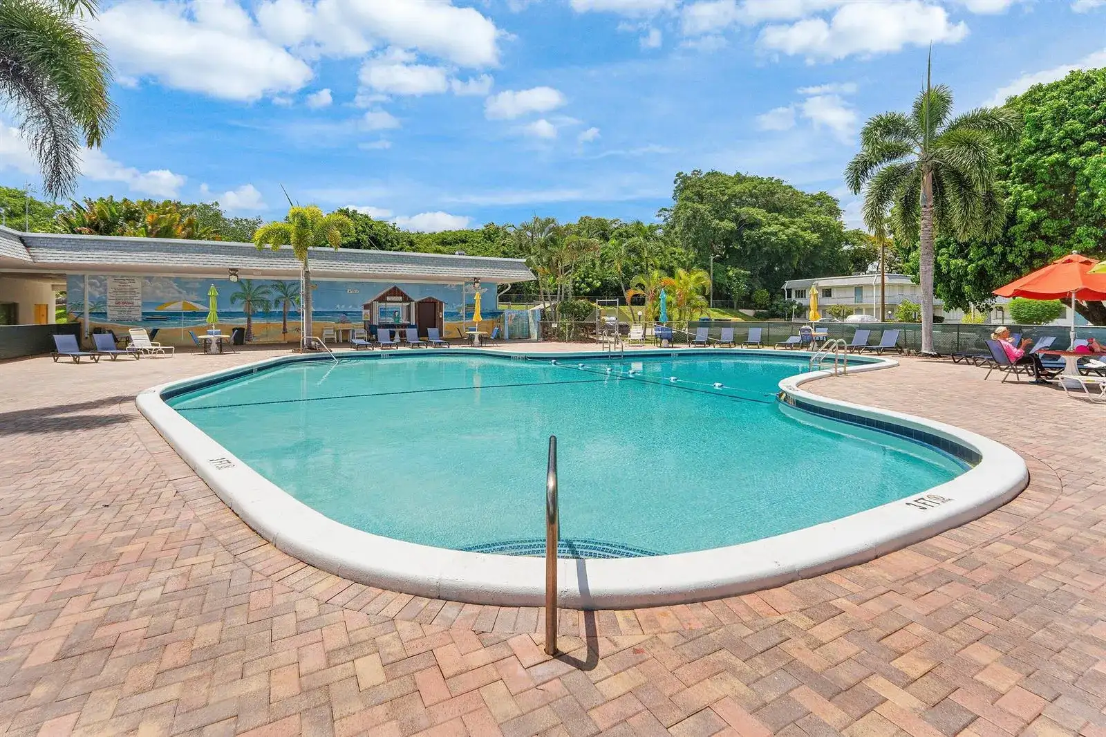 3160 LAKE OSBORNE Drive Unit 206, FL 33461 photo 2