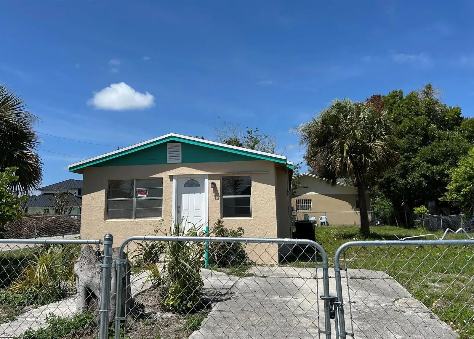 1601 N 17th Street, Fort Pierce FL 34950 photo 2