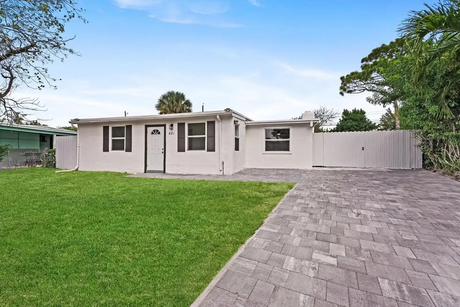 431 Ficus Tree Drive, Lantana FL 33462 photo 3