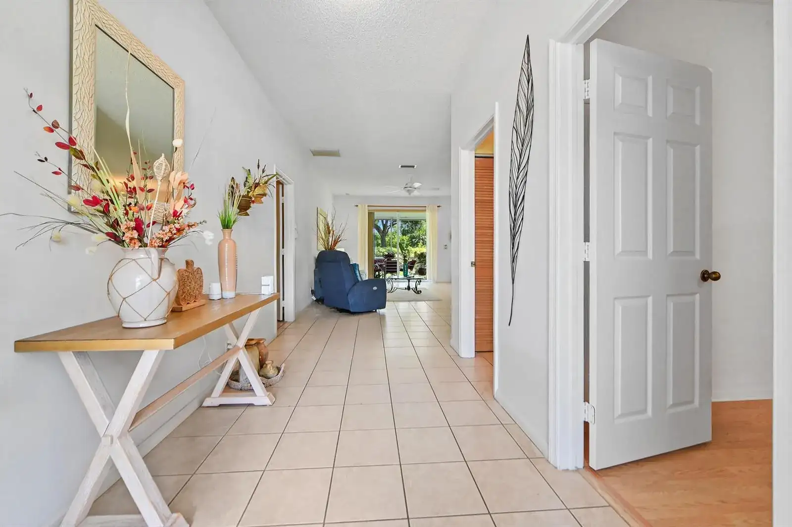 1308 Fishers Place, FL 33413 photo 3
