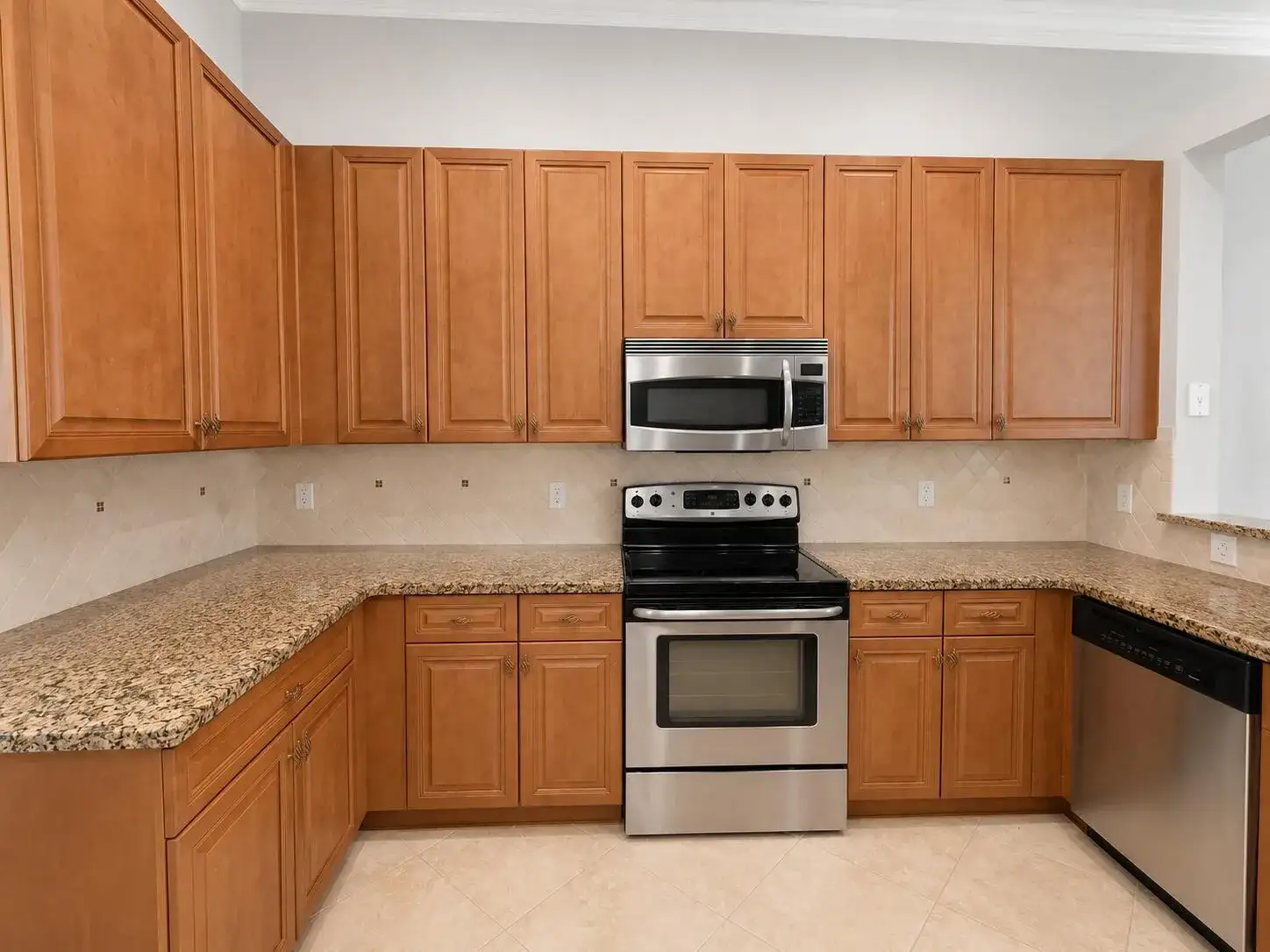 2224 NE 2ND Street, Pompano Beach FL 33062 photo 2