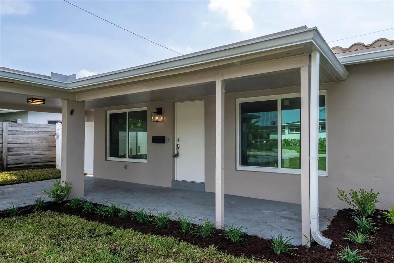 4800 NE 4th Avenue, Fort Lauderdale FL 33334 photo 2