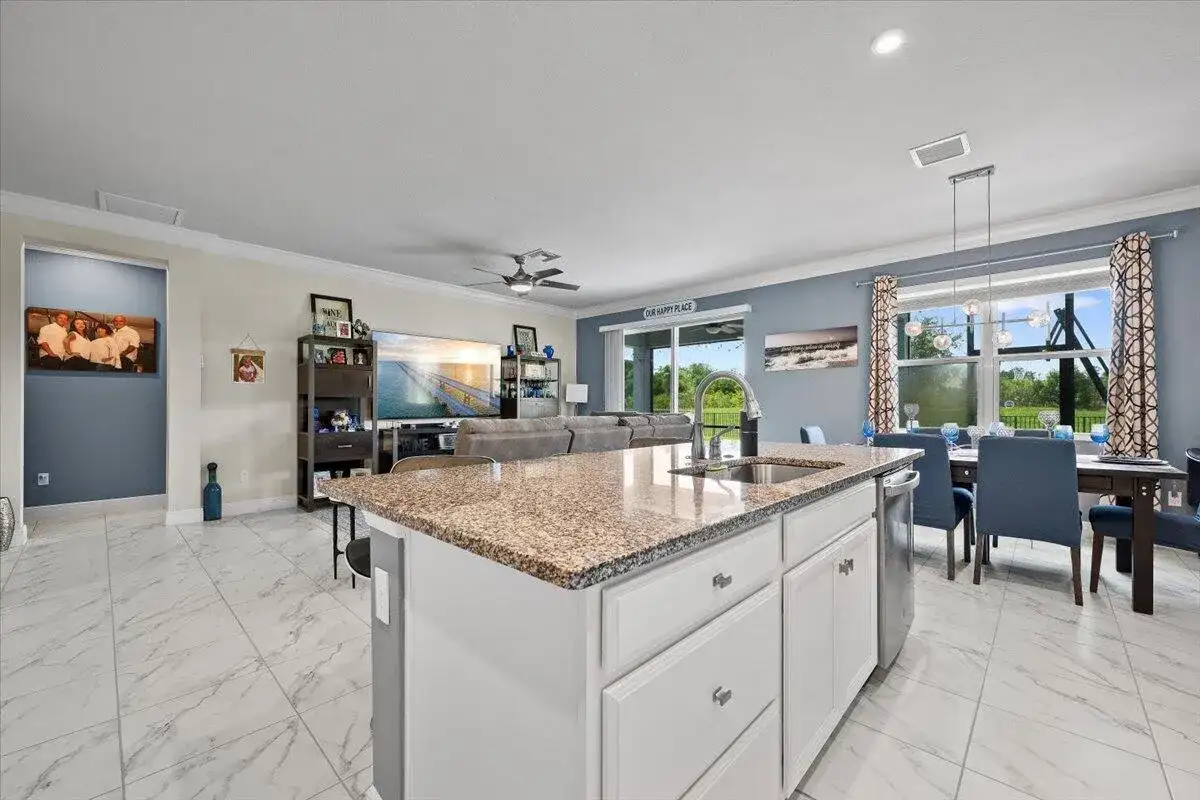10814 SW Pacini Way, Port St. Lucie FL 34987 photo 4