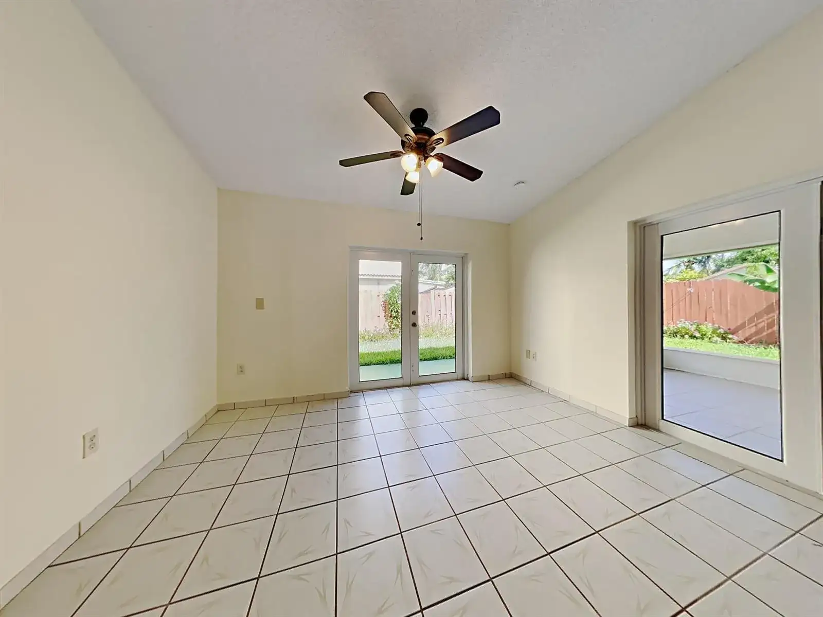 27905 SW 132ND Place, Homestead FL 33032 photo 5