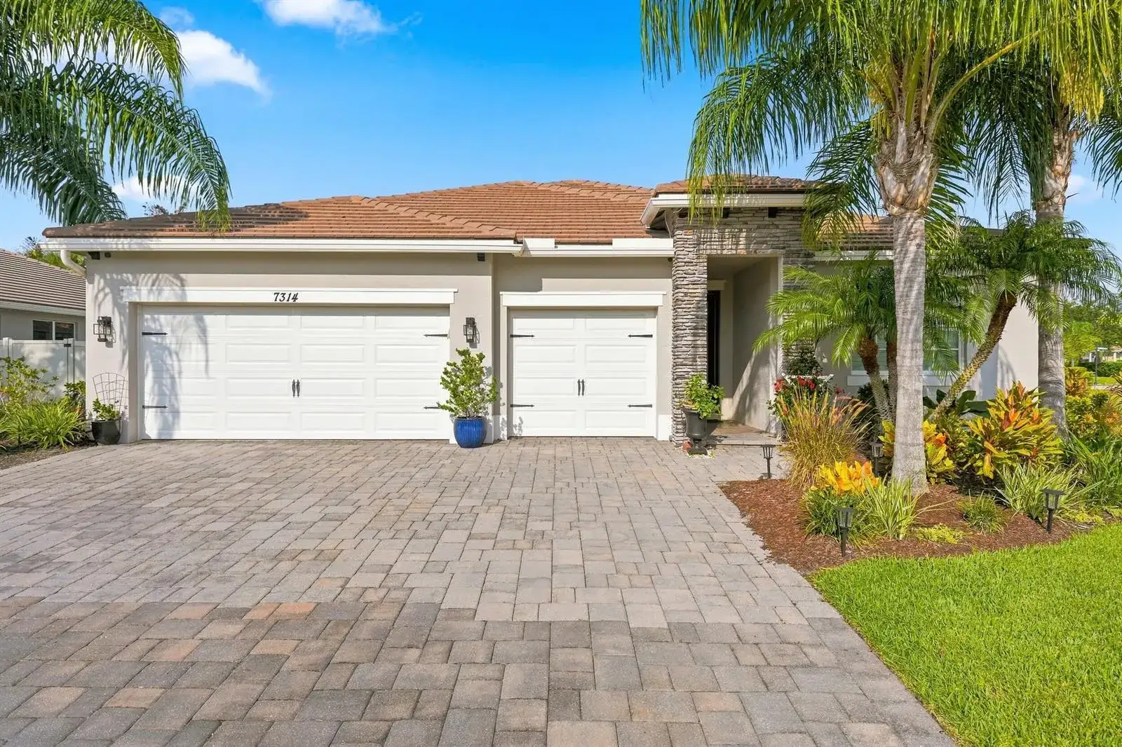 7314 SW KANTNER Drive, Stuart FL 34997 photo 3