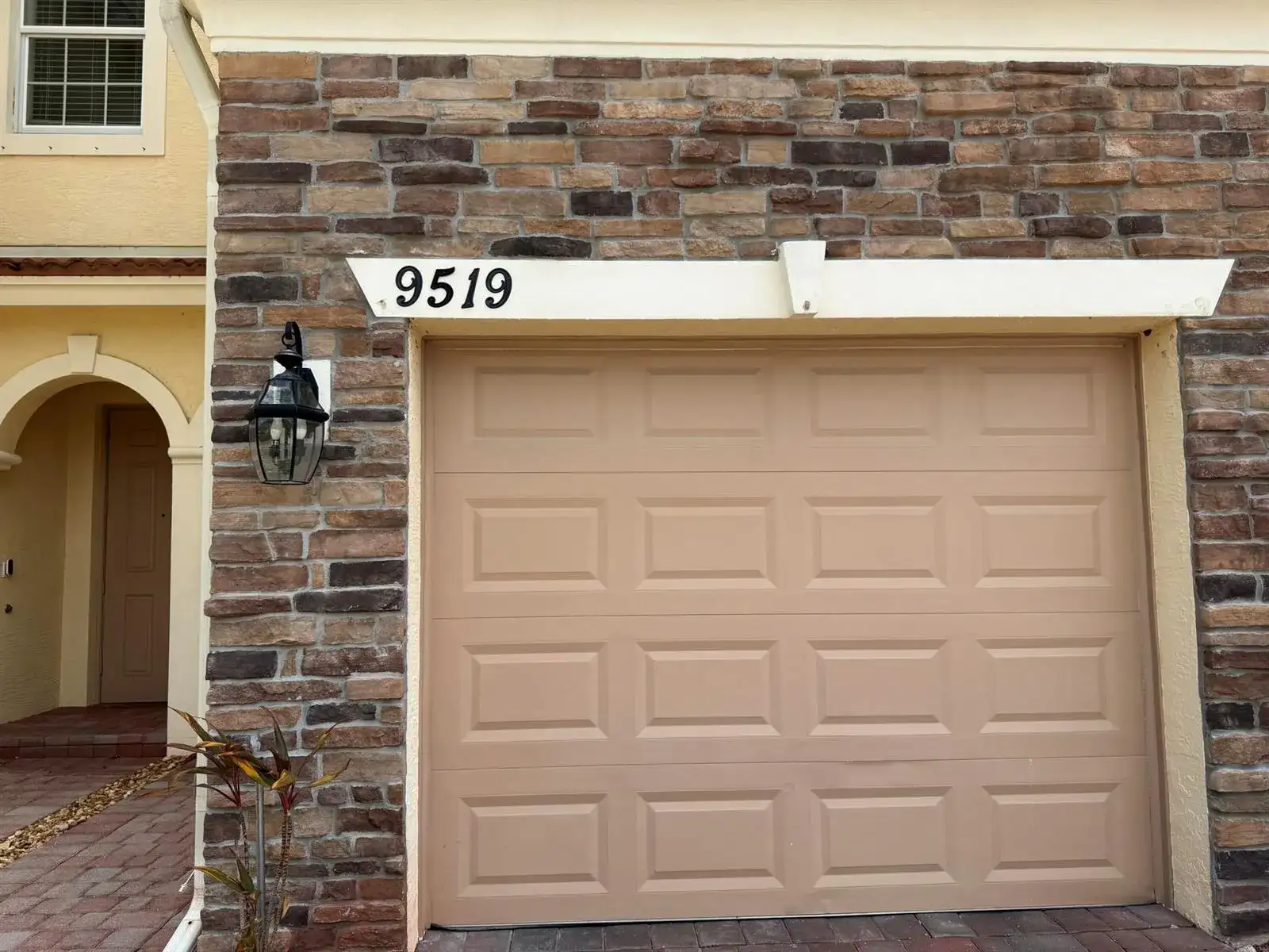 9519 SW Merlin Court, Stuart FL 34997 photo 2