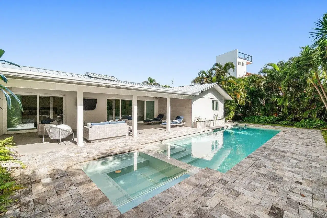 5903 N Ocean Boulevard, Ocean Ridge FL 33435 photo 2