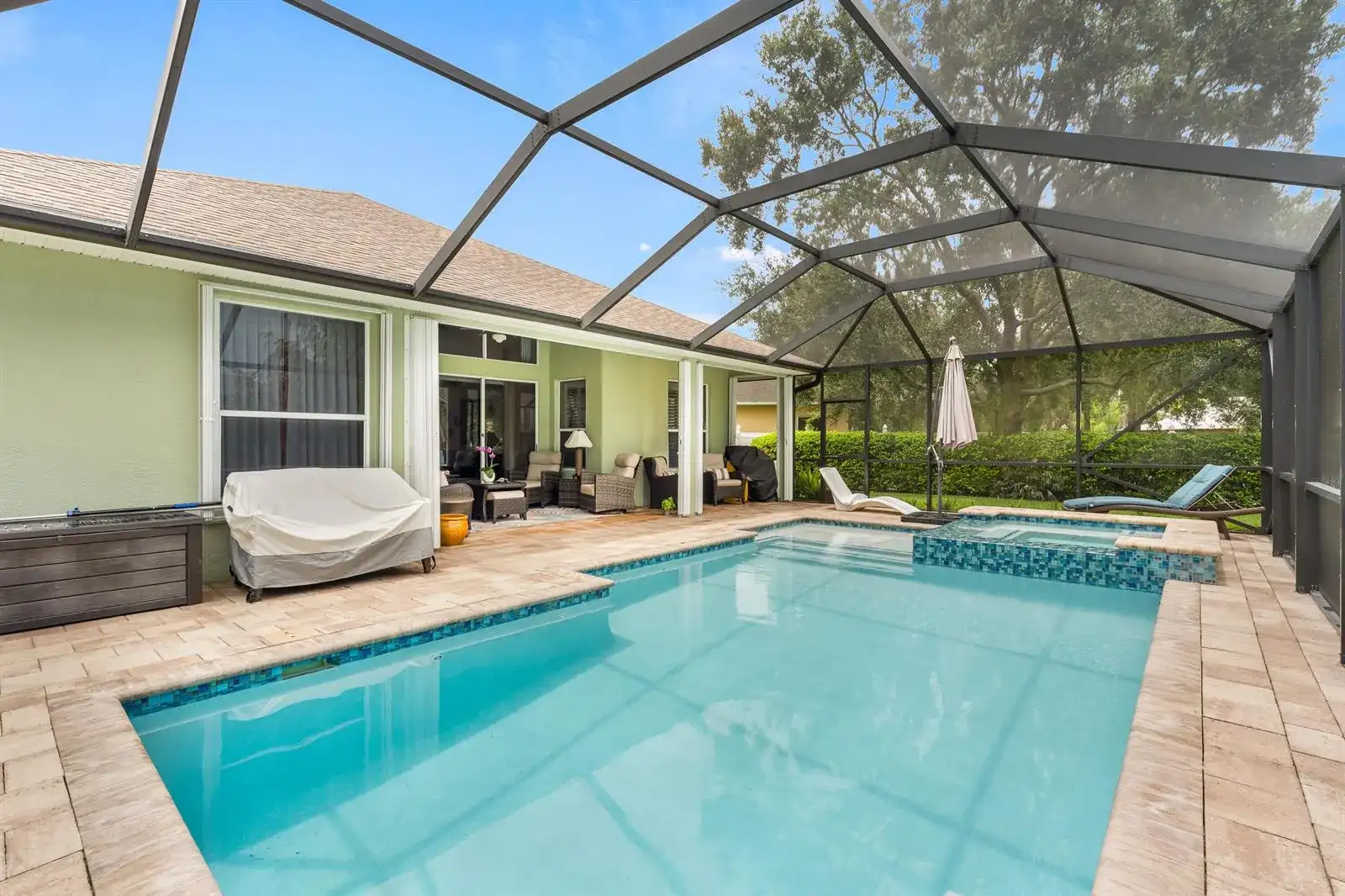 210 CHAMPAGNE Court SW, Vero Beach FL 32968 photo 3