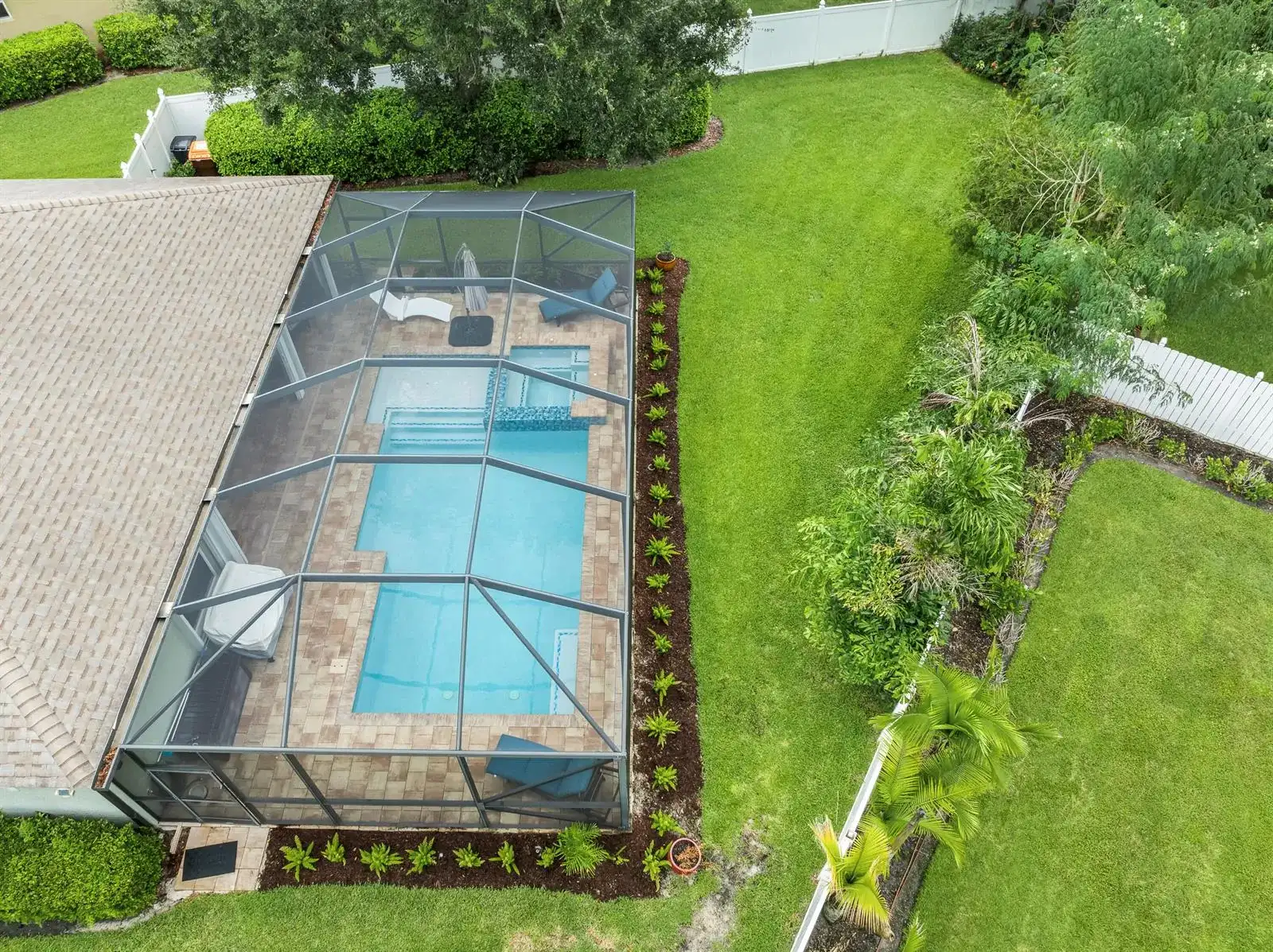 210 CHAMPAGNE Court SW, Vero Beach FL 32968 photo 4