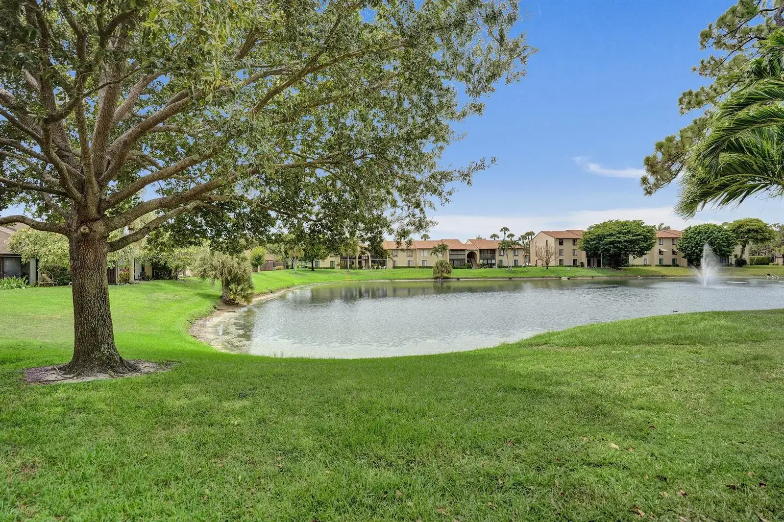 629 Sea Pine Way # A1, FL 33415 photo 5