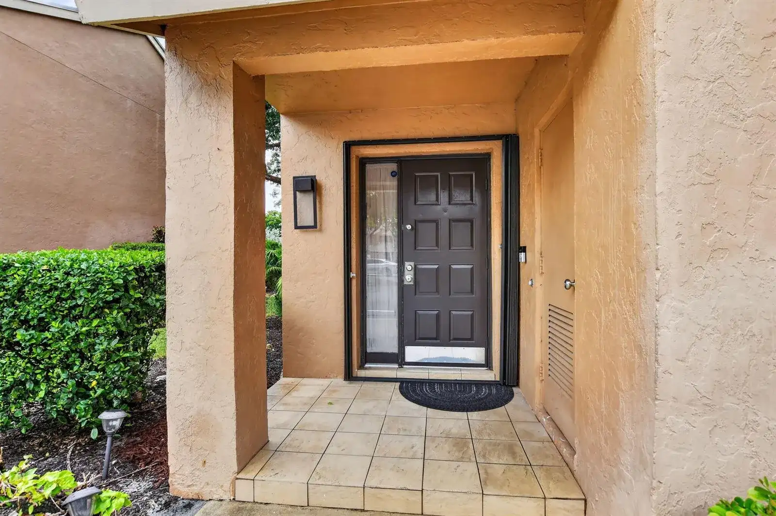 2231 NW 45TH Avenue, Coconut Creek FL 33066 photo 3