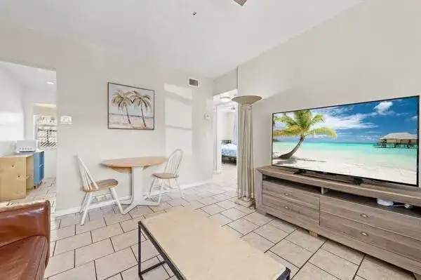 1127 NE 5th Avenue, Fort Lauderdale FL 33304 photo 5