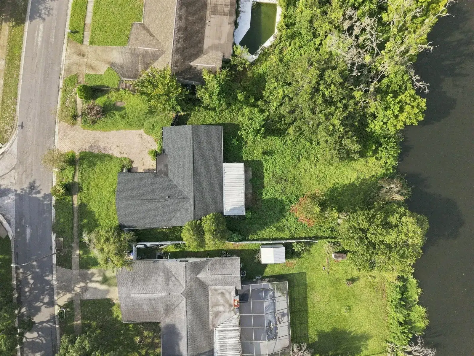3801 Southview Drive, Brandon FL 33511 photo 4