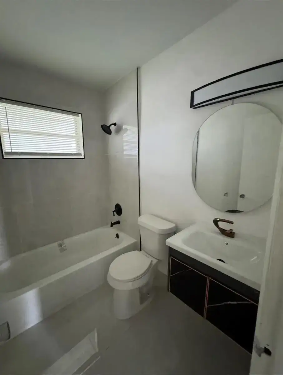 6201 SW 19TH Street, Miramar FL 33023 photo 2