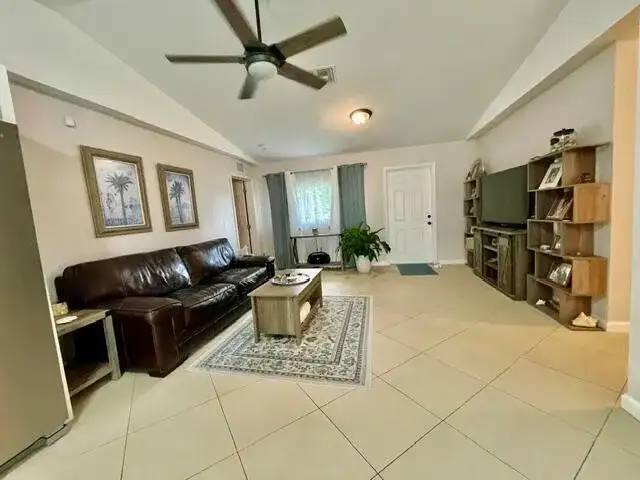 5216 NE 20TH Avenue, Pompano Beach FL 33064 photo 4