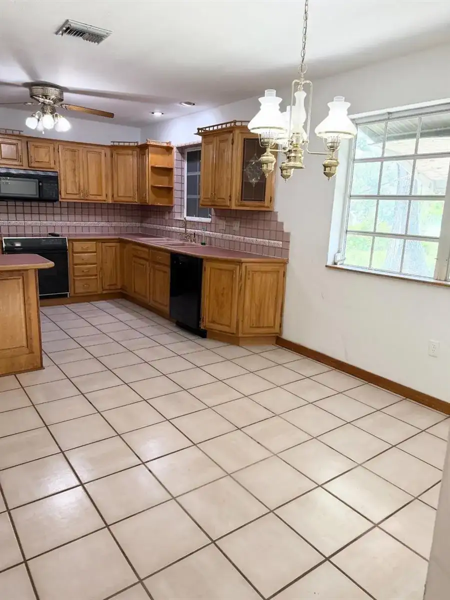 24700 SW 129TH Avenue, Homestead FL 33032 photo 4