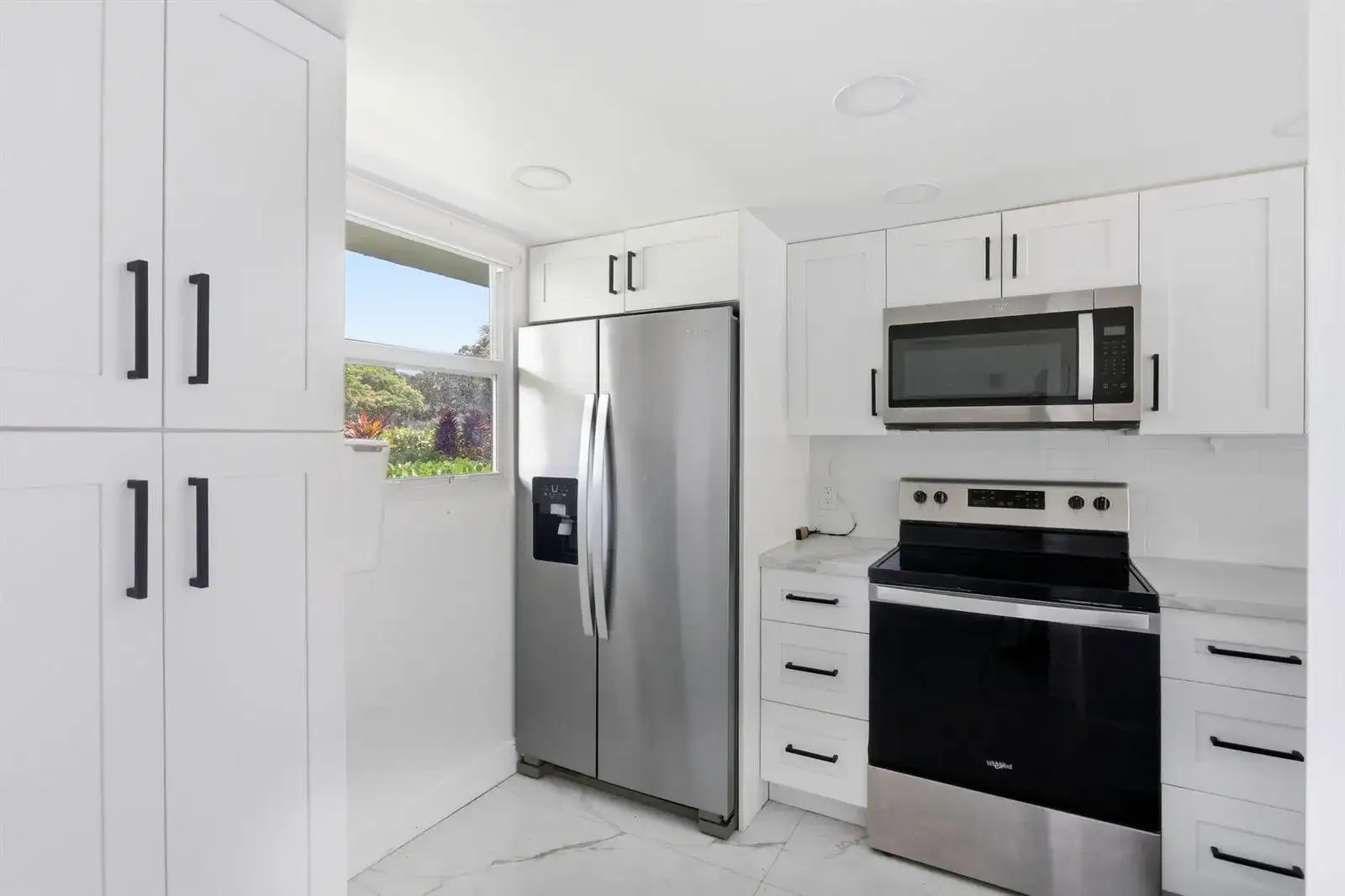 118 Royal Park Drive # 1B, Oakland Park FL 33309 photo 2