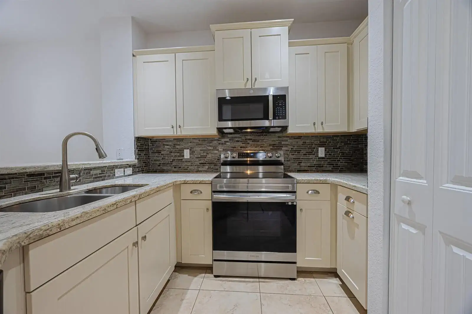 2646 Webb Avenue, Delray Beach FL 33444 photo 5