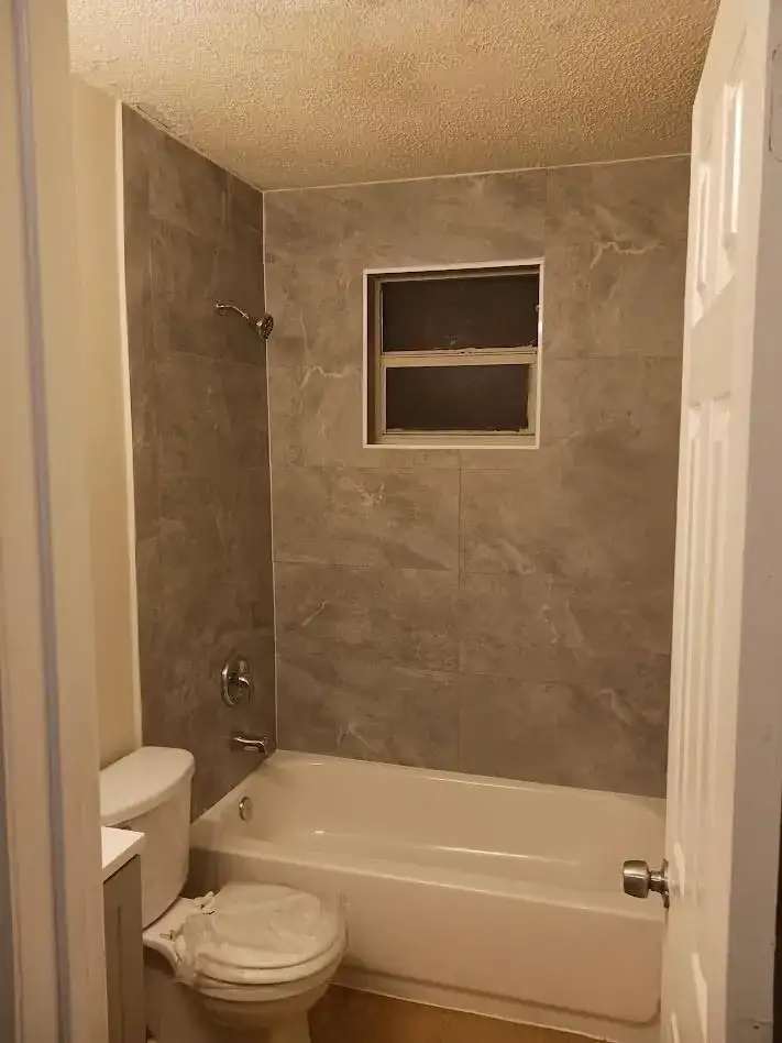 708 NW 6th Street, Hallandale Beach FL 33009 photo 4
