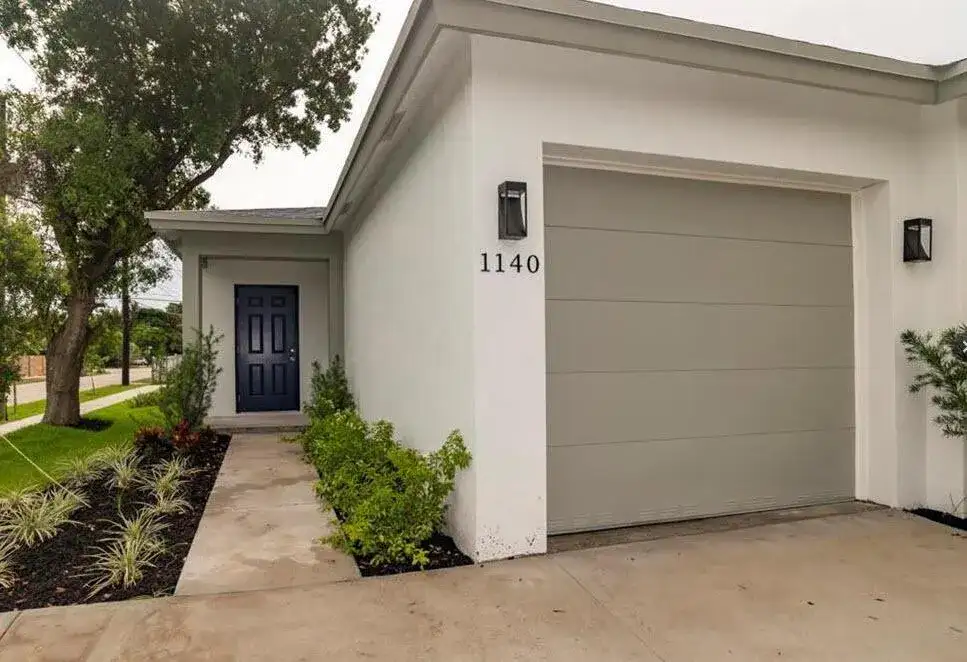 1140 NW 1ST Avenue, Fort Lauderdale FL 33311 photo 3