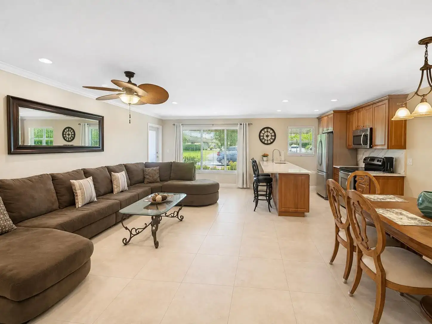 512 High Point Drive, Delray Beach FL 33445 photo 2