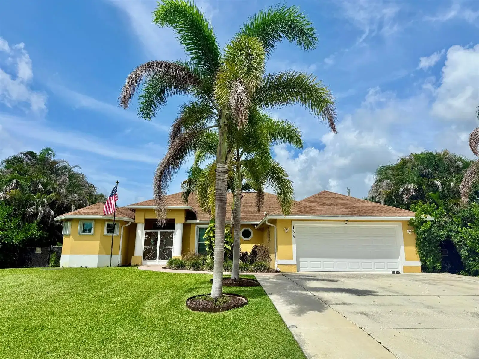 134 SW PILSNER Circle, Port St. Lucie FL 34953 photo 2