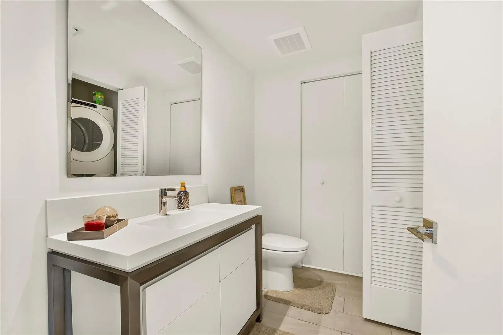 2000 METROPICA Way # 216, Sunrise FL 33323 photo 4