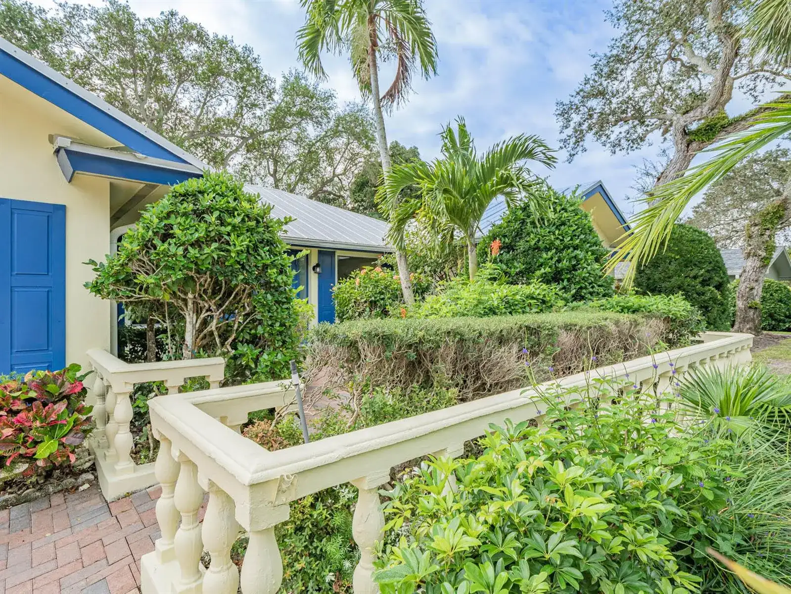 626 Honeysuckle Lane, Vero Beach FL 32963 photo 3