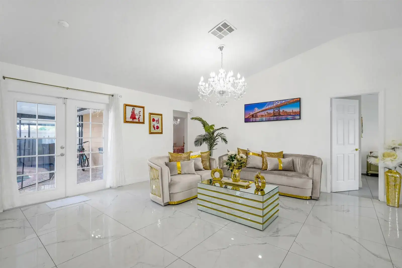 363 BUTTONWOOD Drive, Kissimmee FL 34743 photo 2