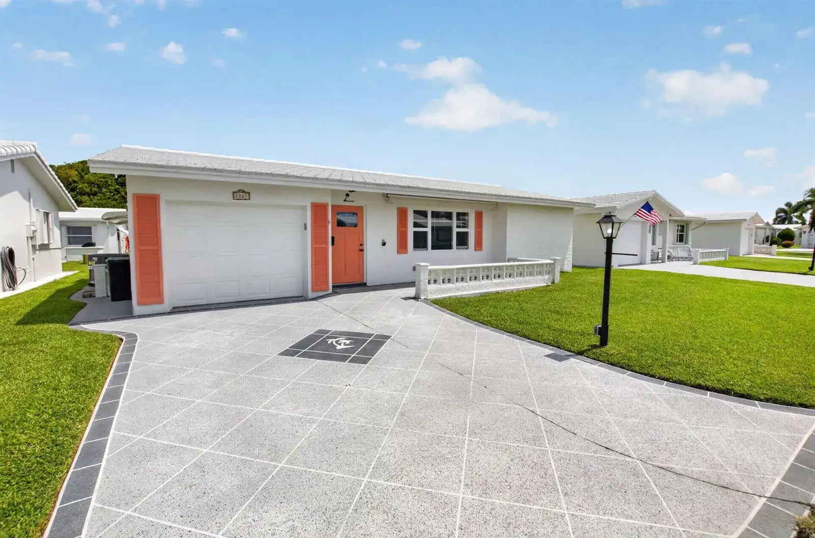 2081 SW 13th Terrace, Boynton Beach FL 33426 photo 2