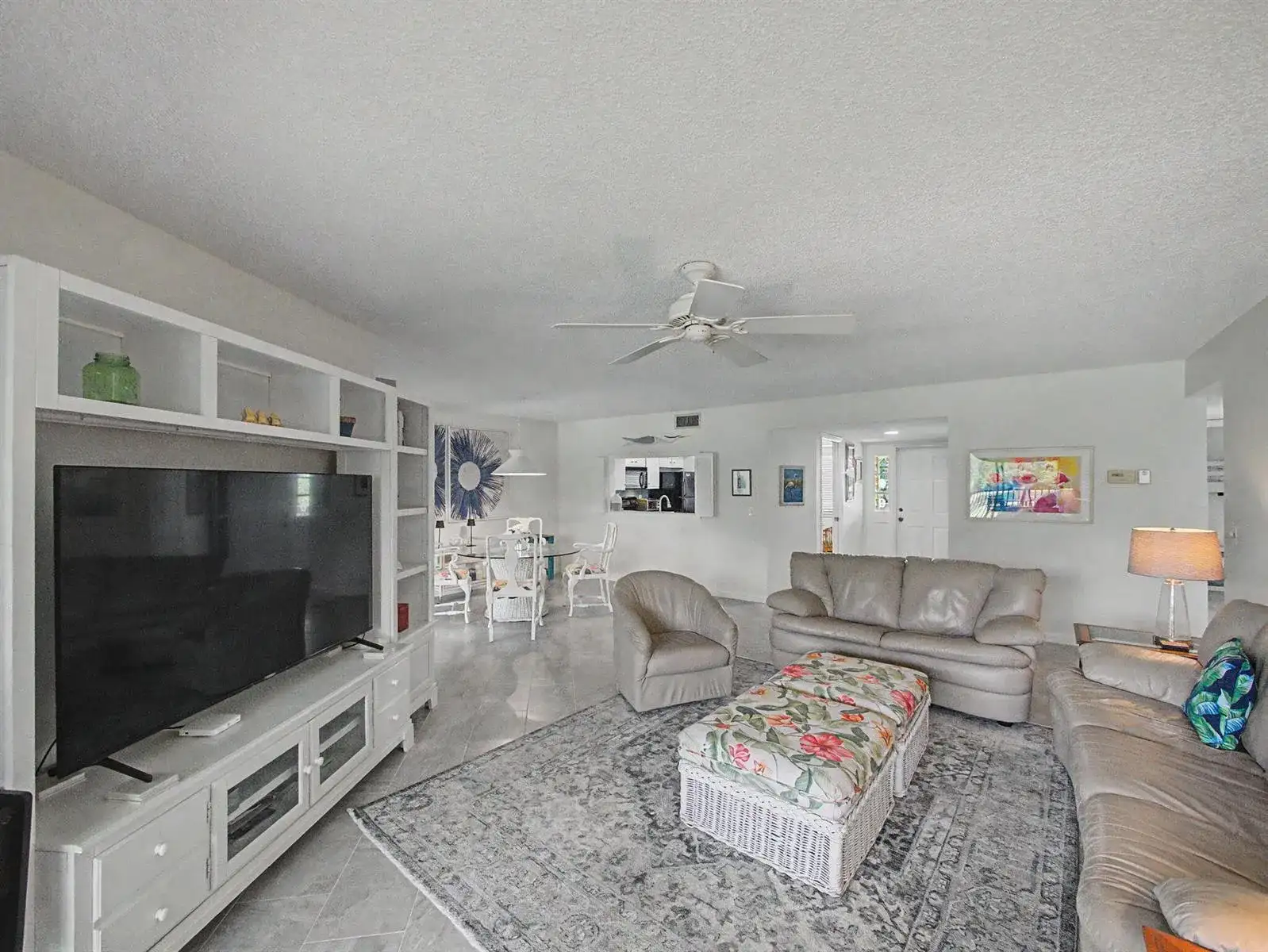 5132 SE CLUB Way # 202, Stuart FL 34997 photo 3