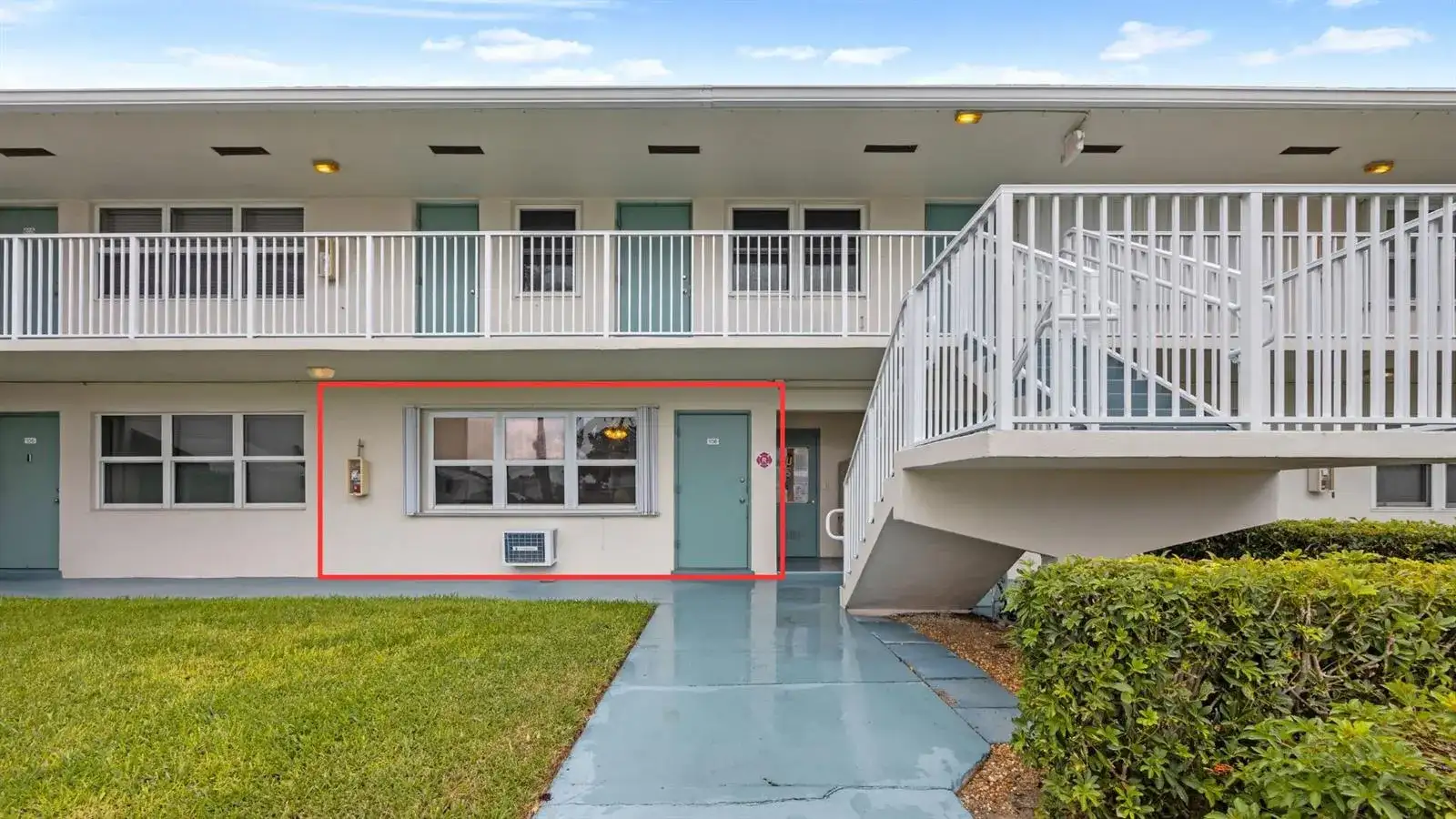200 Horizons W # 106, Boynton Beach FL 33435 photo 2