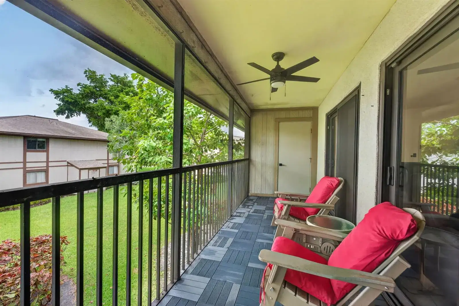 9474 S BELFORT Circle # 206, Tamarac FL 33321 photo 2