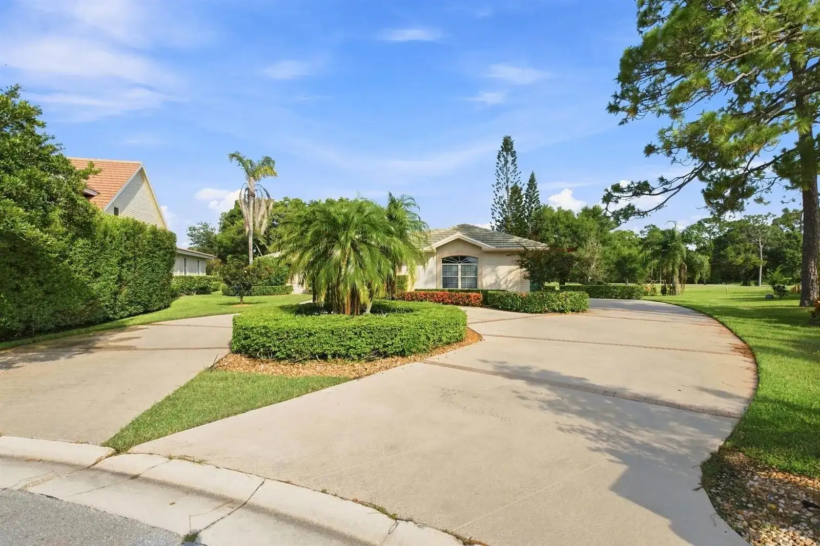 3608 TWIN LAKES Terrace, Fort Pierce FL 34951 photo 3