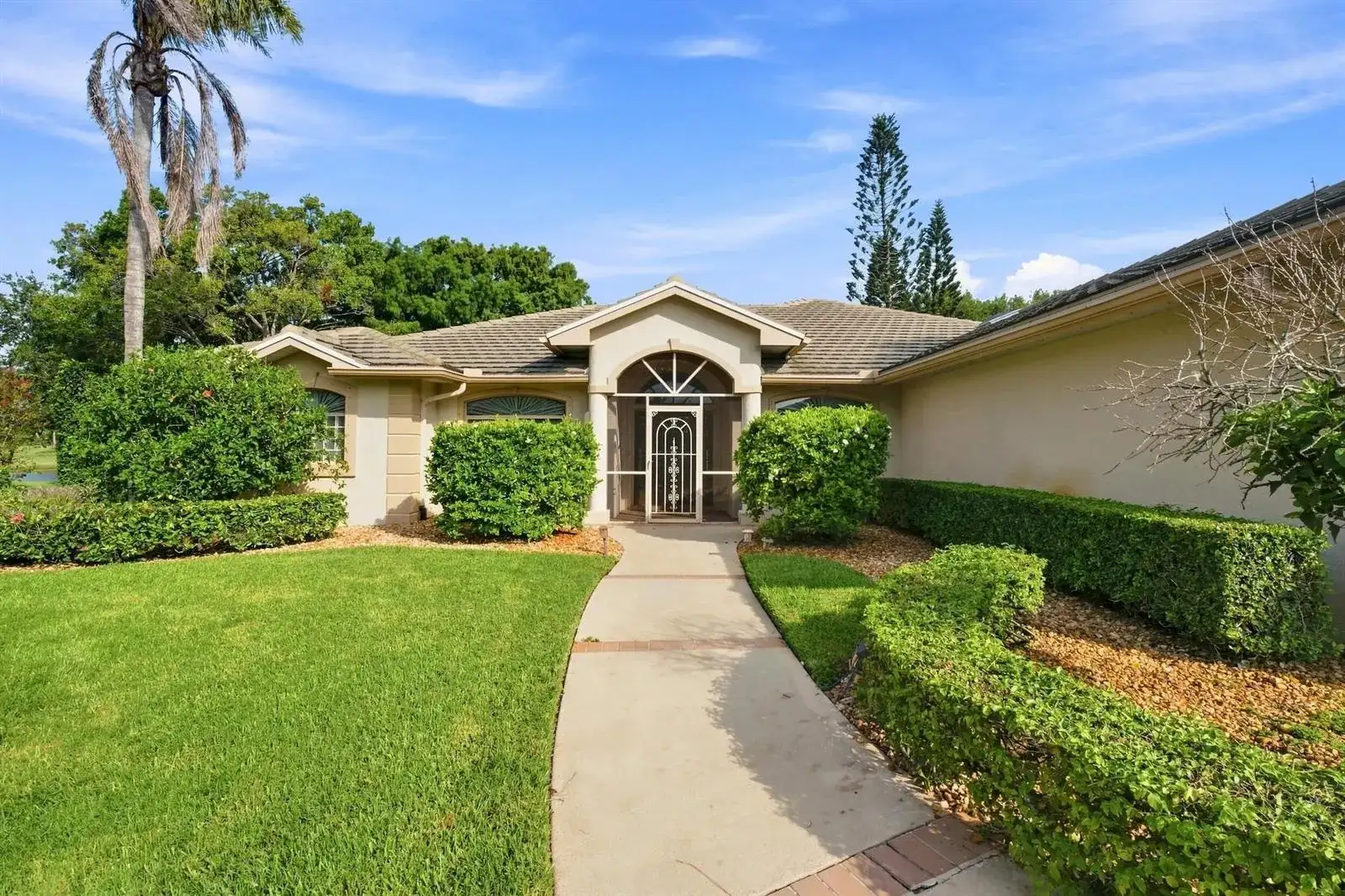3608 TWIN LAKES Terrace, Fort Pierce FL 34951 photo 4
