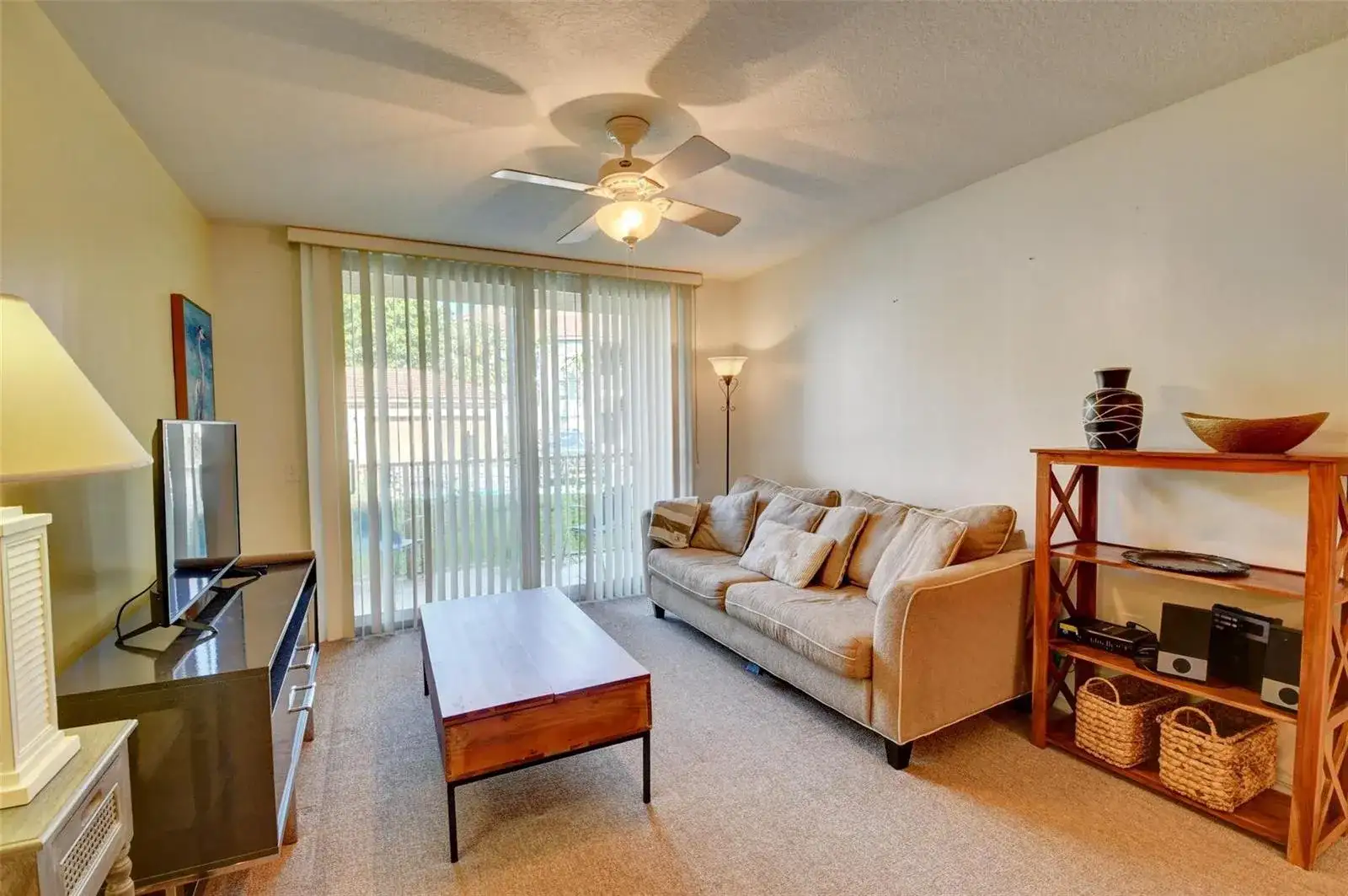 703 VILLA Circle # 703, Boynton Beach FL 33435 photo 3
