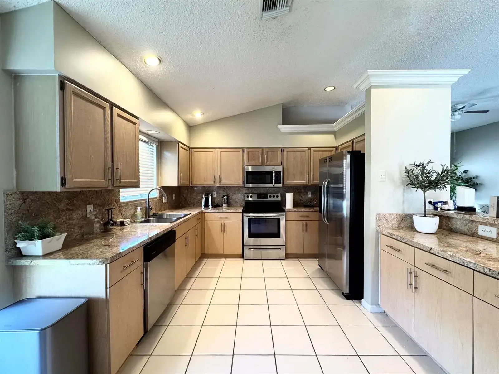 13297 Emerald View Court, Wellington FL 33414 photo 2