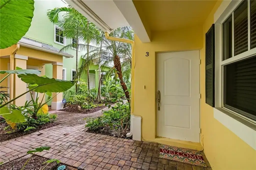 708 SE 15TH Street # 3, Fort Lauderdale FL 33316 photo 2