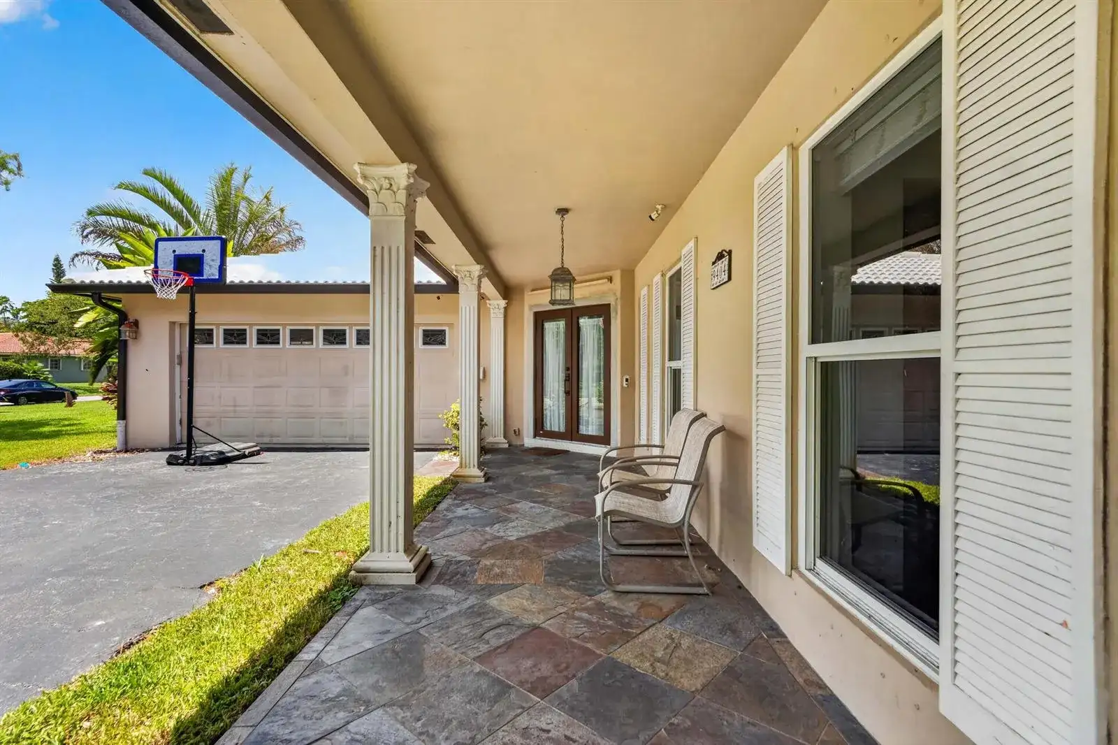 9404 NW 37TH Court, Coral Springs FL 33065 photo 2
